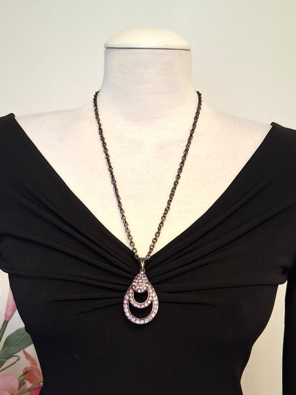 Vintage Chunky Large Pink Crystal Oval Pendant Thick Heavy Necklace VTG Jewelry